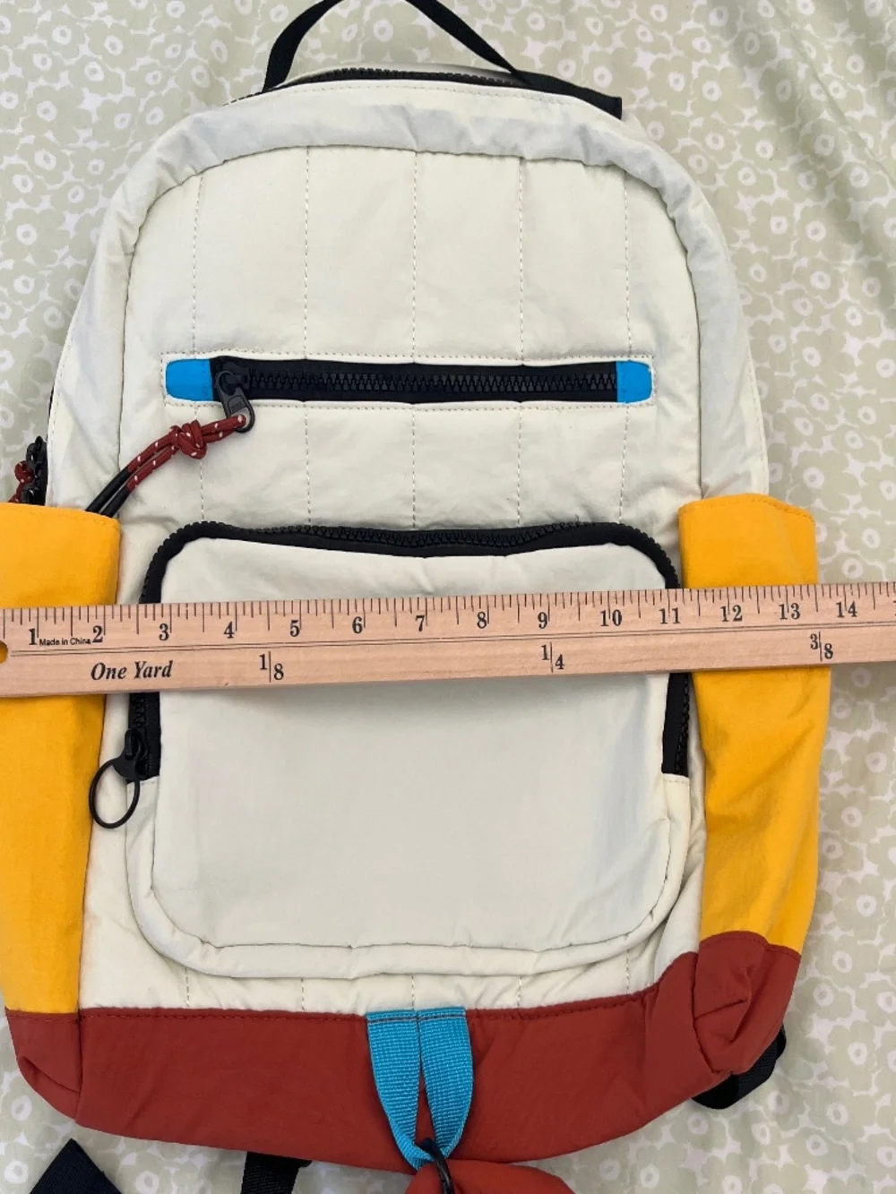 Bagsmart Walker 14L ColorBlock Kids Backpack Pencil Case Back to School Light